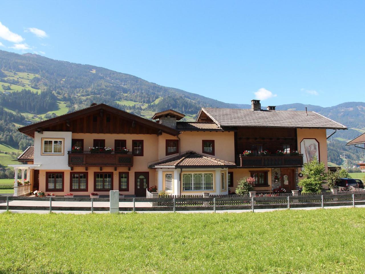 Apartment Christoph By Interhome Stumm Exterior photo